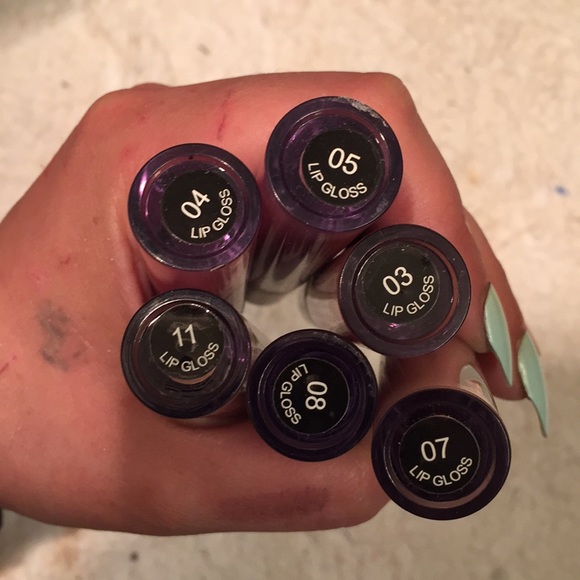 Miss Young Matte Lip Gloss (Set of 6) - Picture 8 of 8